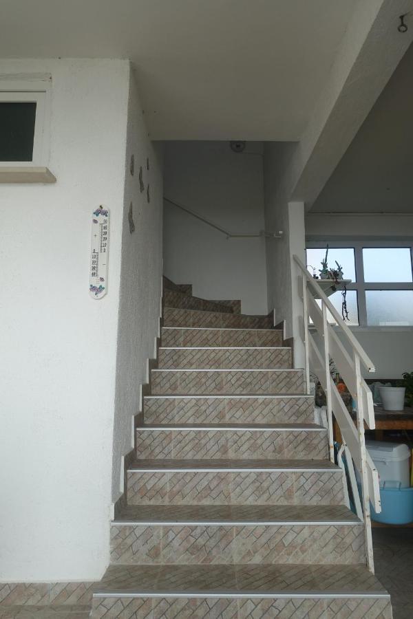 Apartments Galeb Rtina Εξωτερικό φωτογραφία