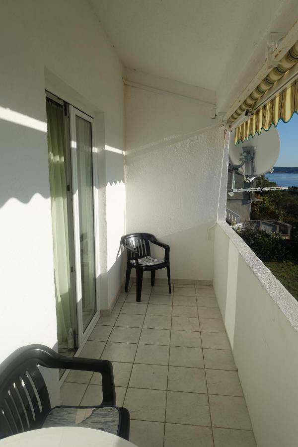 Apartments Galeb Rtina Εξωτερικό φωτογραφία