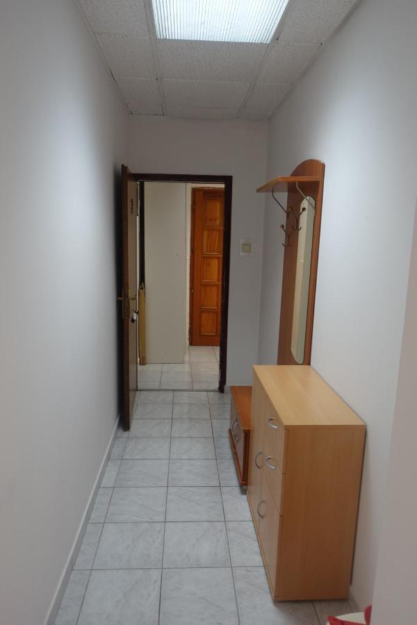 Apartments Galeb Rtina Εξωτερικό φωτογραφία