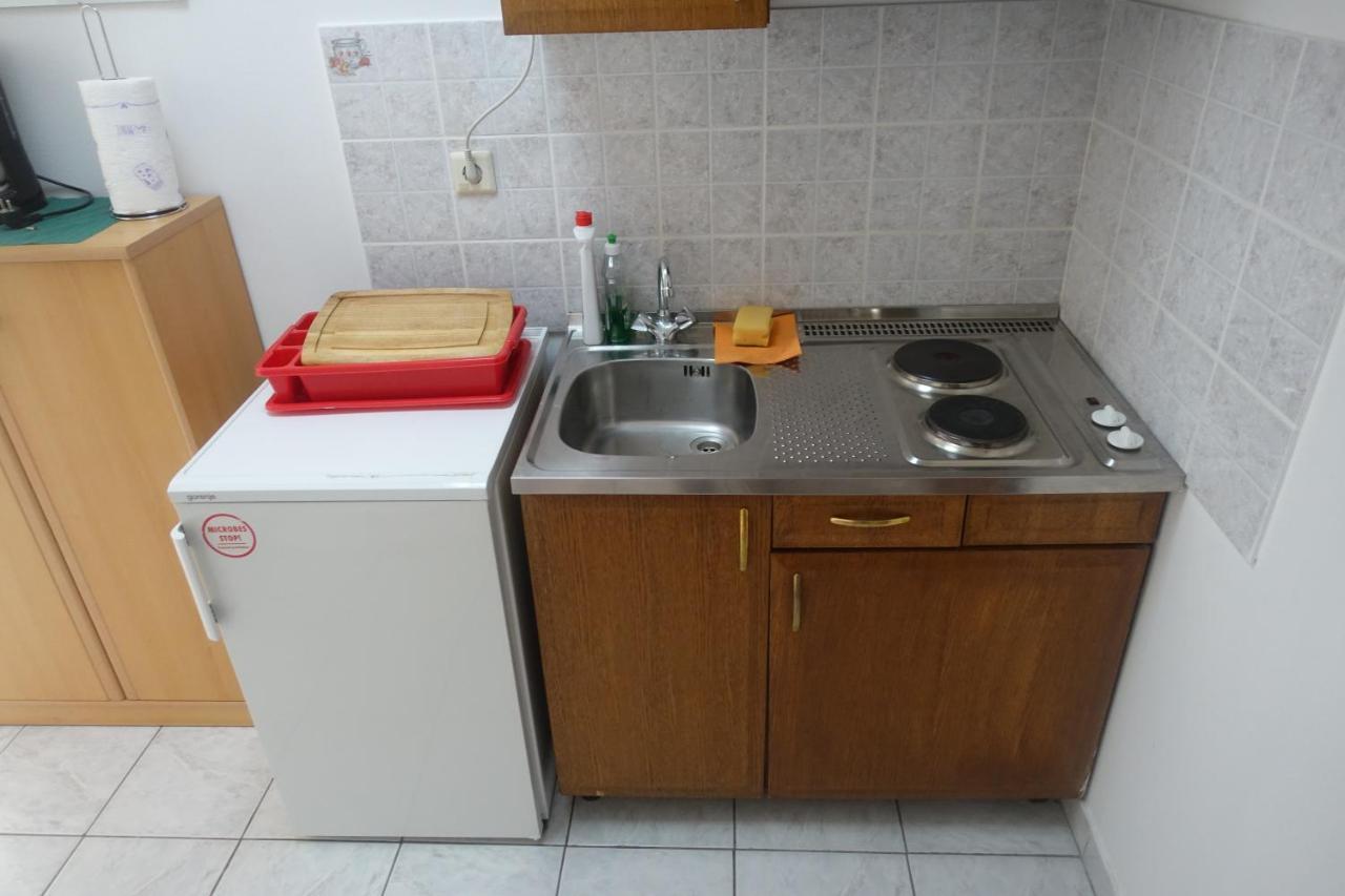 Apartments Galeb Rtina Εξωτερικό φωτογραφία