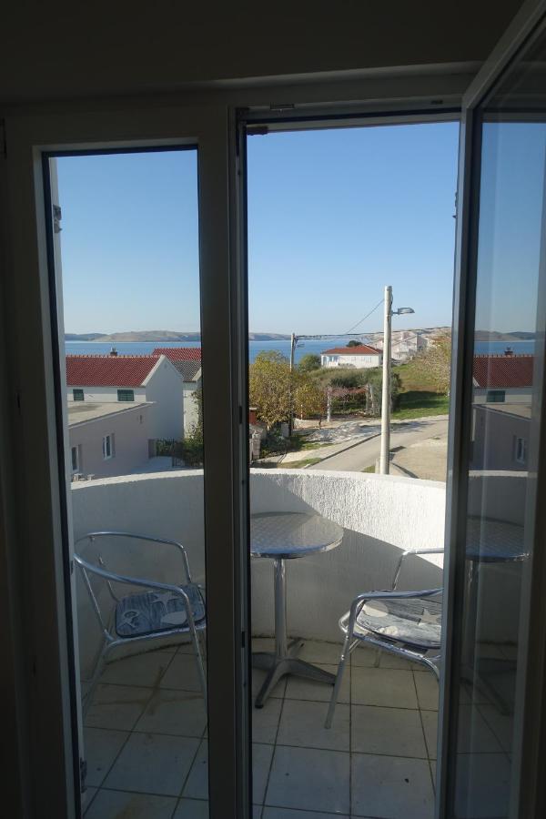 Apartments Galeb Rtina Εξωτερικό φωτογραφία