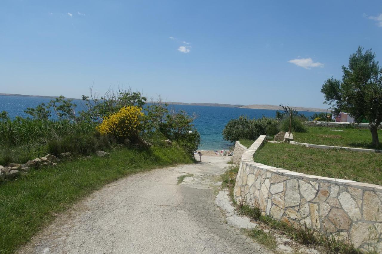 Apartments Galeb Rtina Εξωτερικό φωτογραφία