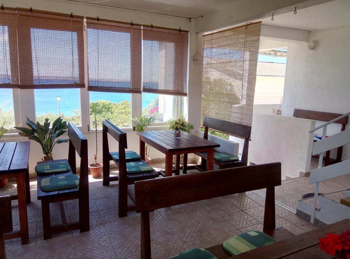 Apartments Galeb Rtina Εξωτερικό φωτογραφία