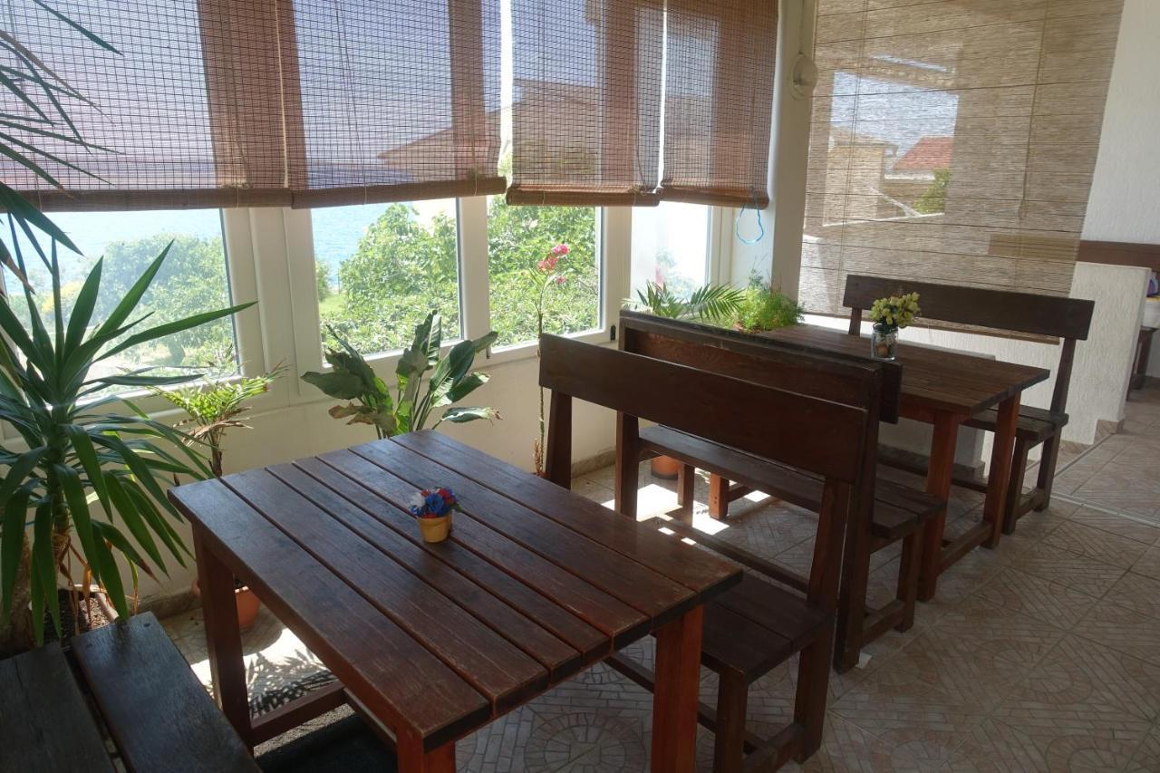 Apartments Galeb Rtina Εξωτερικό φωτογραφία